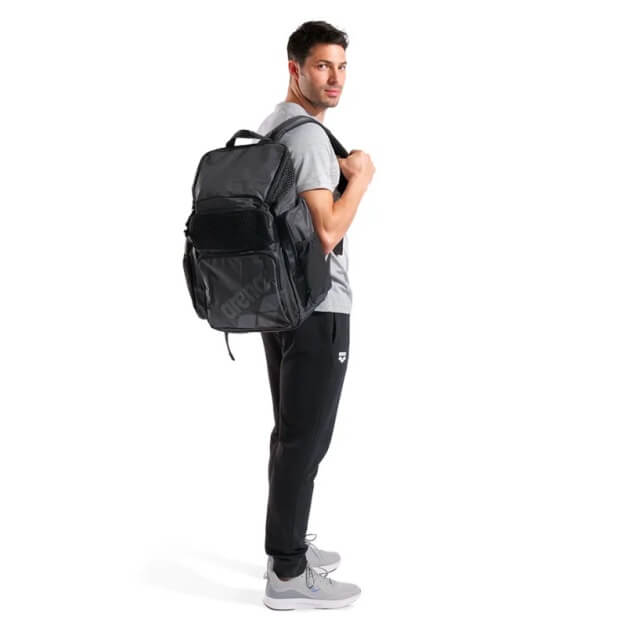 ARENA One Go 45L Black mugursoma